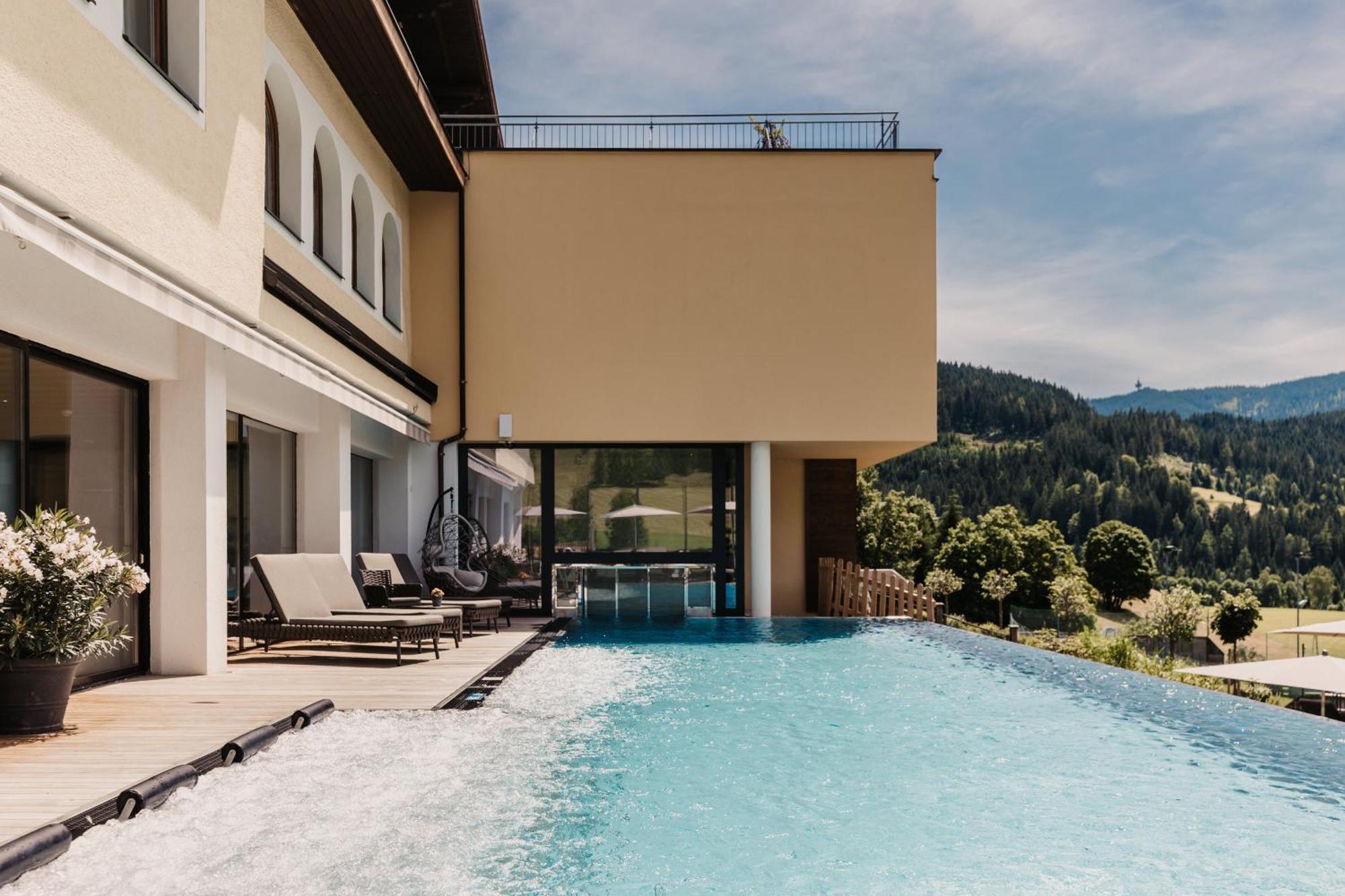 Hotel Neubergerhof Filzmoos Extérieur photo